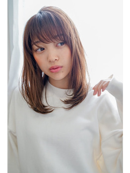 柔らかな毛束感と動きはカットでつくれます！