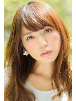 顔まわりの似合わせでワンランク上の小顔美人